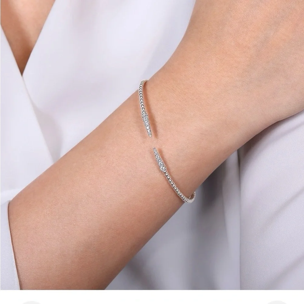 White Gold Beaded Bracelet - Picture 6 of 12